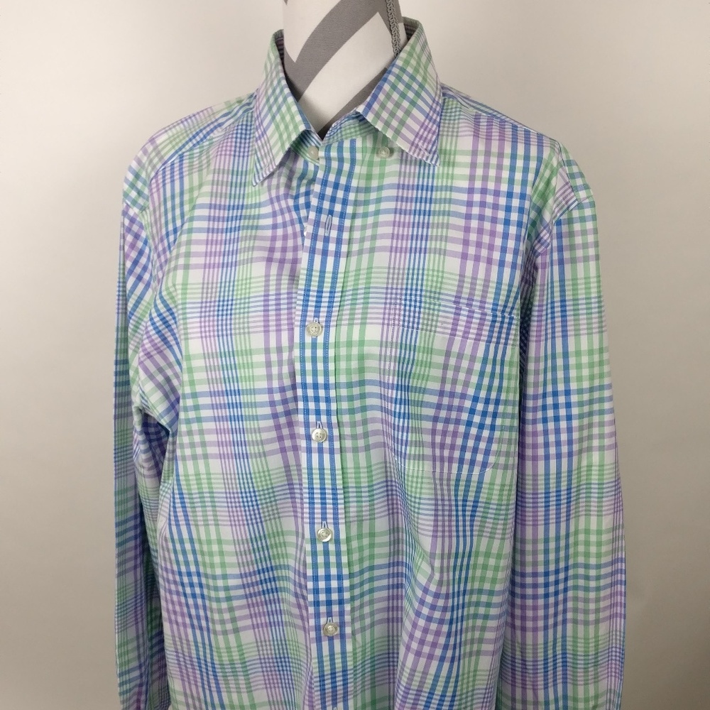 Vineyard Vines Men's plaid sz L dress shirt